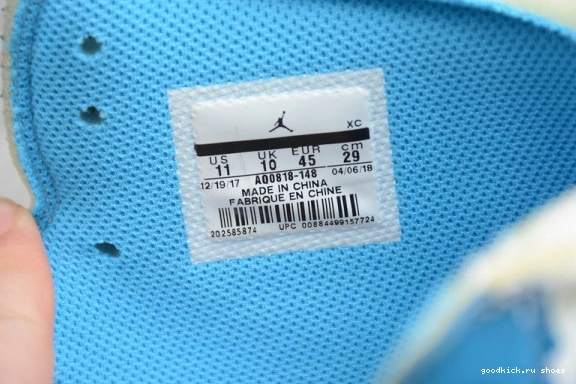 Release 1 x AQ0818-148 Date O-W Air UNC AQ0818-148 Jordan 0419